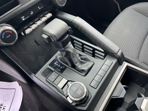 Certified 2025 Toyota 4Runner SR5 image 31