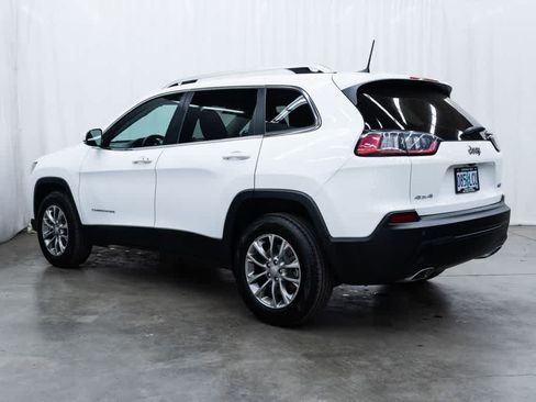 Used 2019 Jeep Cherokee Latitude Plus w/ Comfort/Convenience Group AWD/4WD image 4