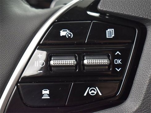 Used 2025 Kia Niro EX image 25