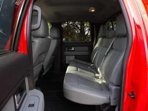 Used 2014 Ford F150 XLT w/ Equipment Group 302A Luxury AWD/4WD image 13