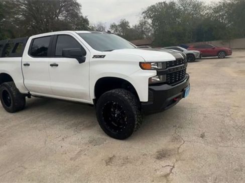 Used 2022 Chevrolet Silverado 1500 Custom Trail Boss image 2