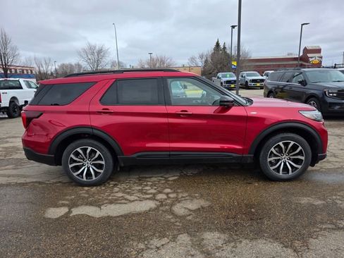 New 2026 Ford Explorer ST-Line image 37