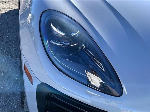 Used 2024 Porsche Macan S image 29