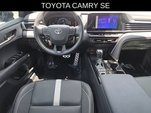 Used 2025 Toyota Camry SE w/ Convenience Package FWD image 20