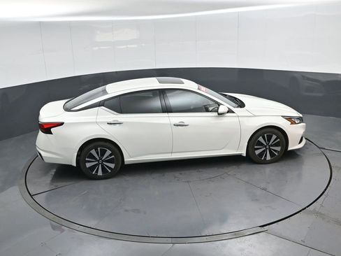 Used 2022 Nissan Altima 2.5 SL image 42