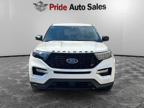 Used 2021 Ford Explorer ST w/ Equipment Group 401A AWD/4WD image 2
