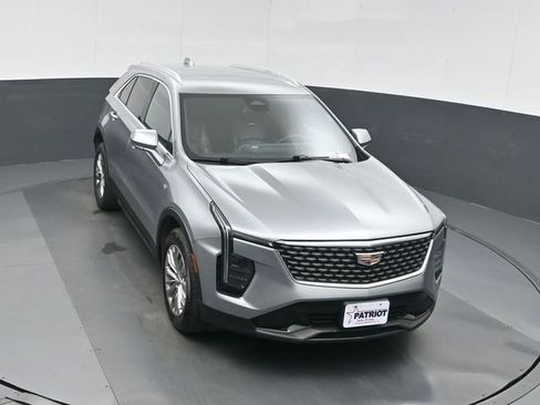 Used 2024 Cadillac XT4 Premium Luxury AWD/4WD image 37