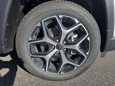 New 2026 Jeep Compass Limited image 38