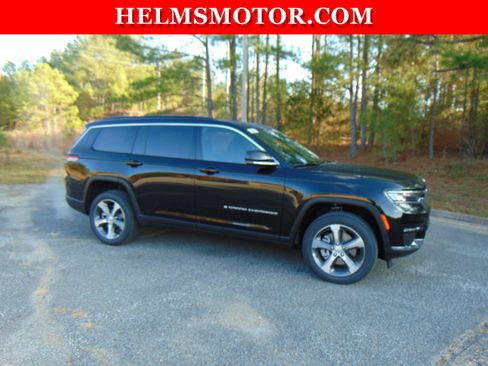 New 2025 Jeep Grand Cherokee L Limited AWD/4WD image 12