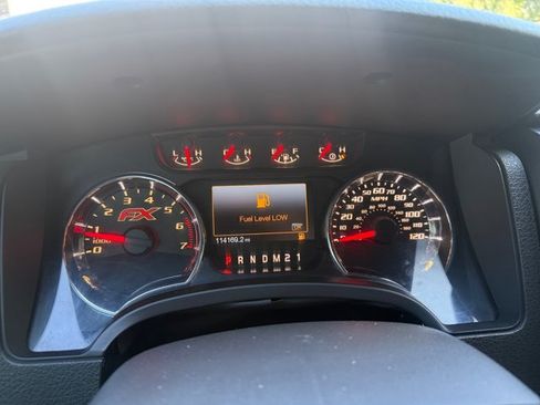 Used 2014 Ford F150 FX4 w/ Equipment Group 402A Luxury AWD/4WD image 9
