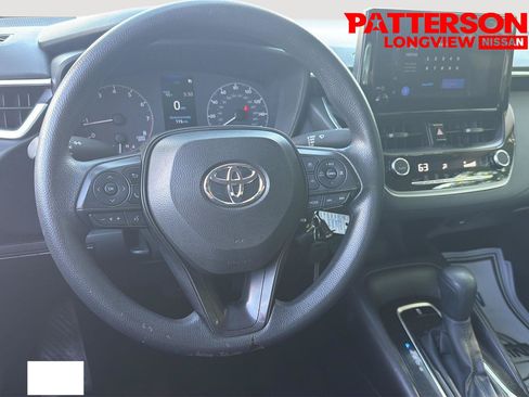 Used 2025 Toyota Corolla LE FWD image 13