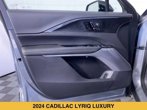 Certified 2024 Cadillac Lyriq Luxury RWD image 11
