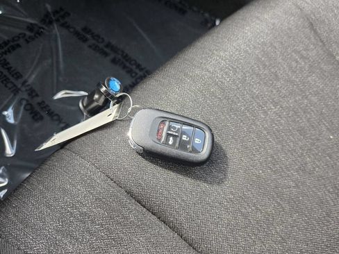 Certified 2025 Honda Accord SE image 19