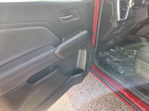 Used 2025 GMC Canyon Elevation w/ Convenience Package AWD/4WD image 17