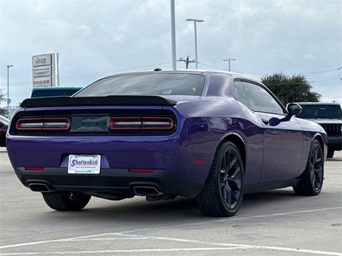 Used 2023 Dodge Challenger R/T w/ Blacktop Package image 8