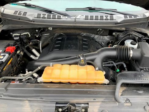 Used 2015 Ford F150 XLT w/ Equipment Group 302A Luxury AWD/4WD image 29