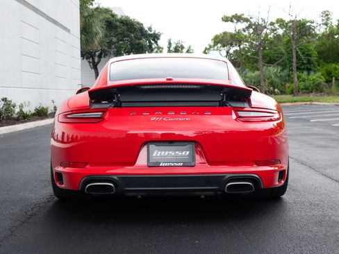 Used 2017 Porsche 911 Carrera RWD image 3