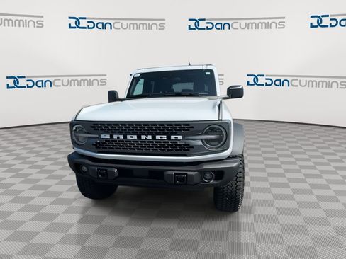 New 2026 Ford Bronco Badlands AWD/4WD image 3