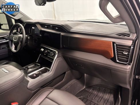 Used 2024 GMC Sierra 2500 Denali w/ Denali Reserve Package image 16