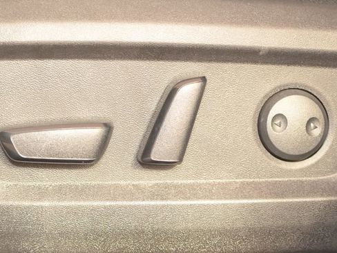 Used 2023 Nissan Rogue SL image 21