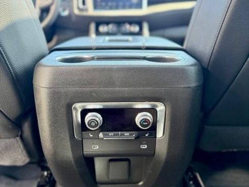Certified 2024 GMC Yukon XL Denali AWD/4WD image 31