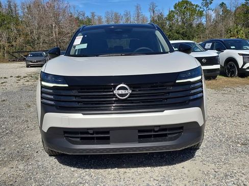 New 2026 Nissan Kicks SV w/ SV Premium Package image 3