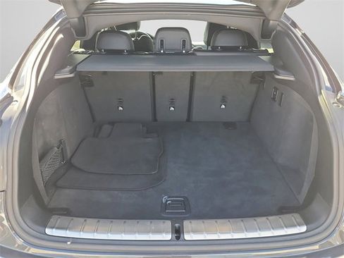 Used 2023 BMW X4 xDrive30i image 11