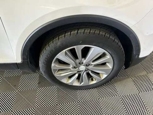 Used 2020 Buick Encore Preferred FWD image 38