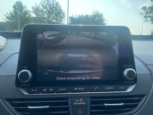 Used 2020 Nissan Altima 2.5 SR FWD image 22