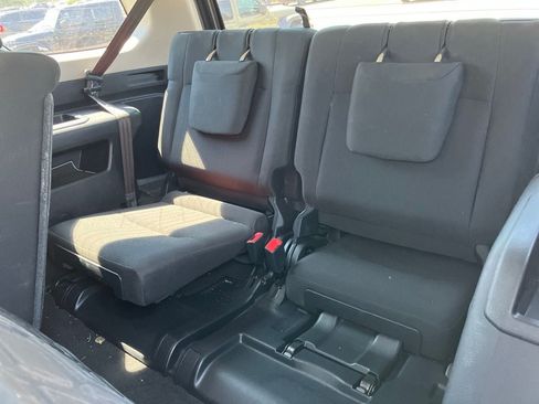Used 2020 Toyota 4Runner SR5 AWD/4WD image 9