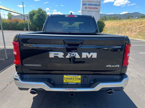 Used 2025 RAM 1500 Big Horn w/ Trailer Tow Group AWD/4WD image 9