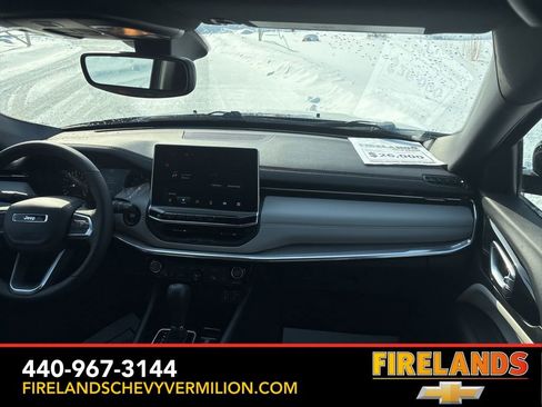 Used 2024 Jeep Compass Limited image 32