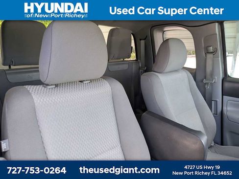 Used 2012 Toyota Tacoma 2WD Access Cab w/ SR5 Pkg image 6
