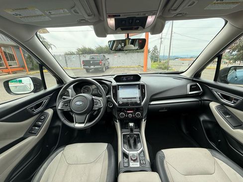 Used 2019 Subaru Forester Limited AWD/4WD image 23