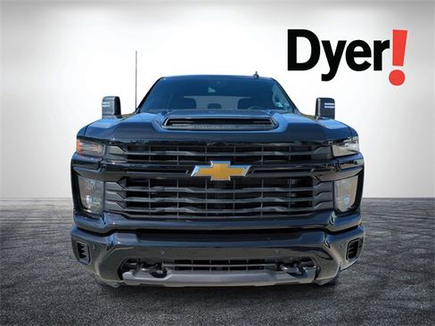 Certified 2025 Chevrolet Silverado 2500 Custom w/ Custom Value Package image 9