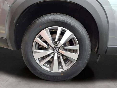 Certified 2023 Nissan Pathfinder SL w/ Lighting Package (N92) image 19