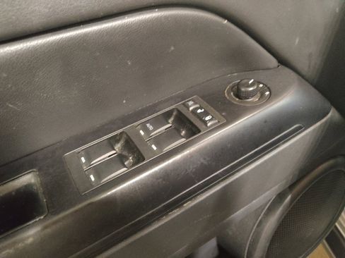 Used 2016 Jeep Patriot High Altitude FWD image 27