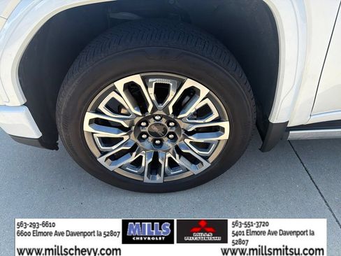 Used 2024 GMC Sierra 1500 Denali Ultimate AWD/4WD image 9
