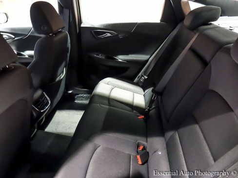 Used 2025 Chevrolet Malibu LT image 15