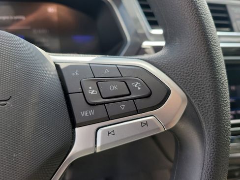 Used 2023 Volkswagen Tiguan S FWD image 28