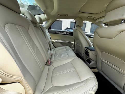 Used 2014 Lincoln MKZ AWD image 12