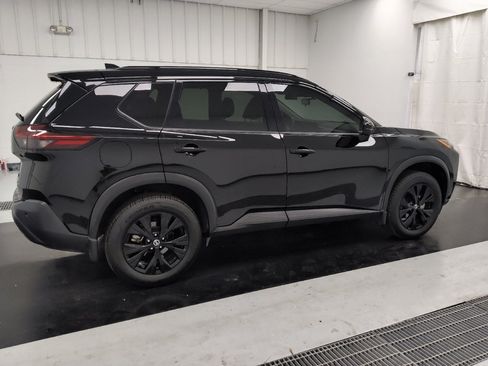 Used 2021 Nissan Rogue SV w/ Premium Package FWD image 10