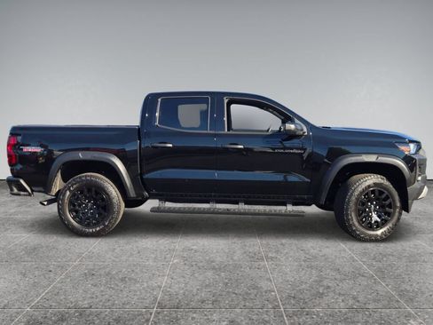 Certified 2024 Chevrolet Colorado Trail Boss w/ Advanced Trailering Package AWD/4WD image 14