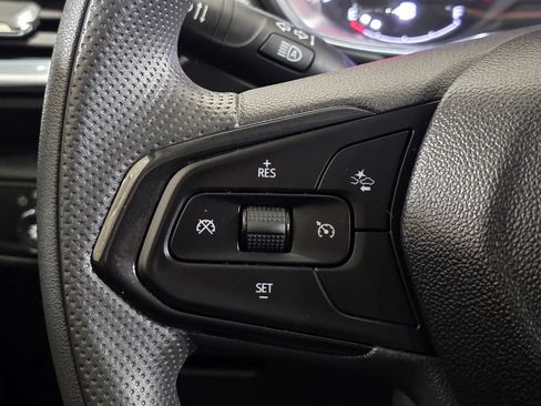 Used 2023 Chevrolet TrailBlazer LT image 32