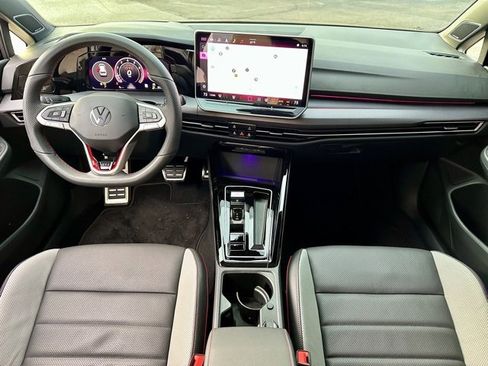 Used 2025 Volkswagen GTI Autobahn image 18