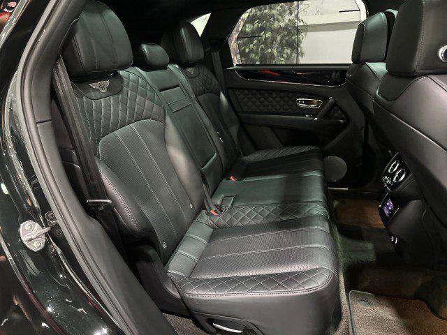 Used 2017 Bentley Bentayga AWD/4WD image 53