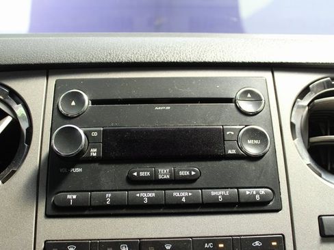 Used 2014 Ford F250 XLT w/ Advanced Security Group image 13