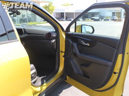 Used 2022 Chevrolet Blazer RS FWD image 27