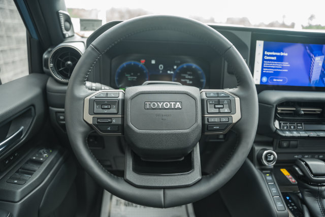 Used 2025 Toyota Land Cruiser w/ Premium Package AWD/4WD image 40