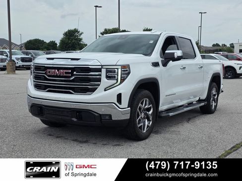 Used 2023 GMC Sierra 1500 SLT w/ SLT Premium Plus Package AWD/4WD image 3